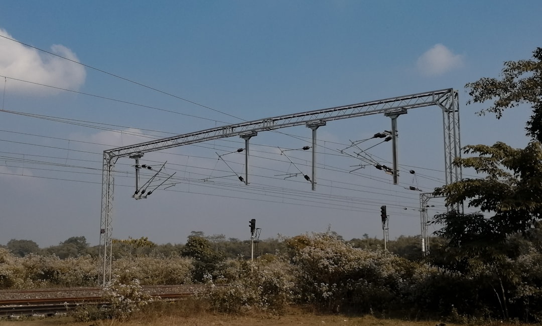 Kinetic energy storage